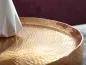 Preview: Goldener Couchtisch mit Hammerschlag-Finish Preview: Goldener Couchtisch mit Hammerschlag-Finish
