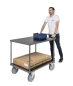 Mobile Preview: Ergonomischer Tischwagen im Einsatz