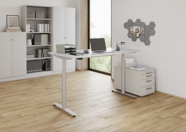 Büromöbel Typ S mit elektrisch höhenverstellbarem Schreibtisch