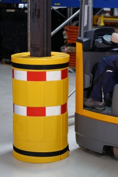 Kunststoff Rammschutz für Säulen im Betrieb
