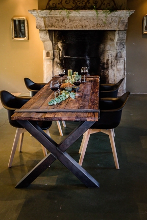 Old Country Holztisch mit X-Gestell 220 x 80 cm (L x T) mit Gastronomie Stühlen